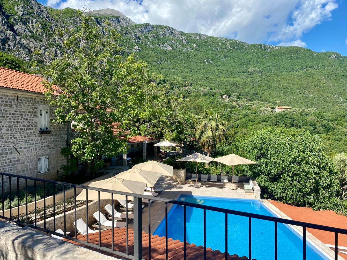 Boutique Hotel Malo Selo Herceg Novi Eksteriør bilde